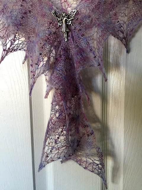 Dragonfly Wings Shawl by Boo Knits