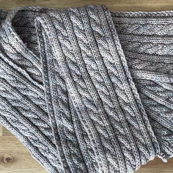 Palindrome Reversible Cabled Scarf